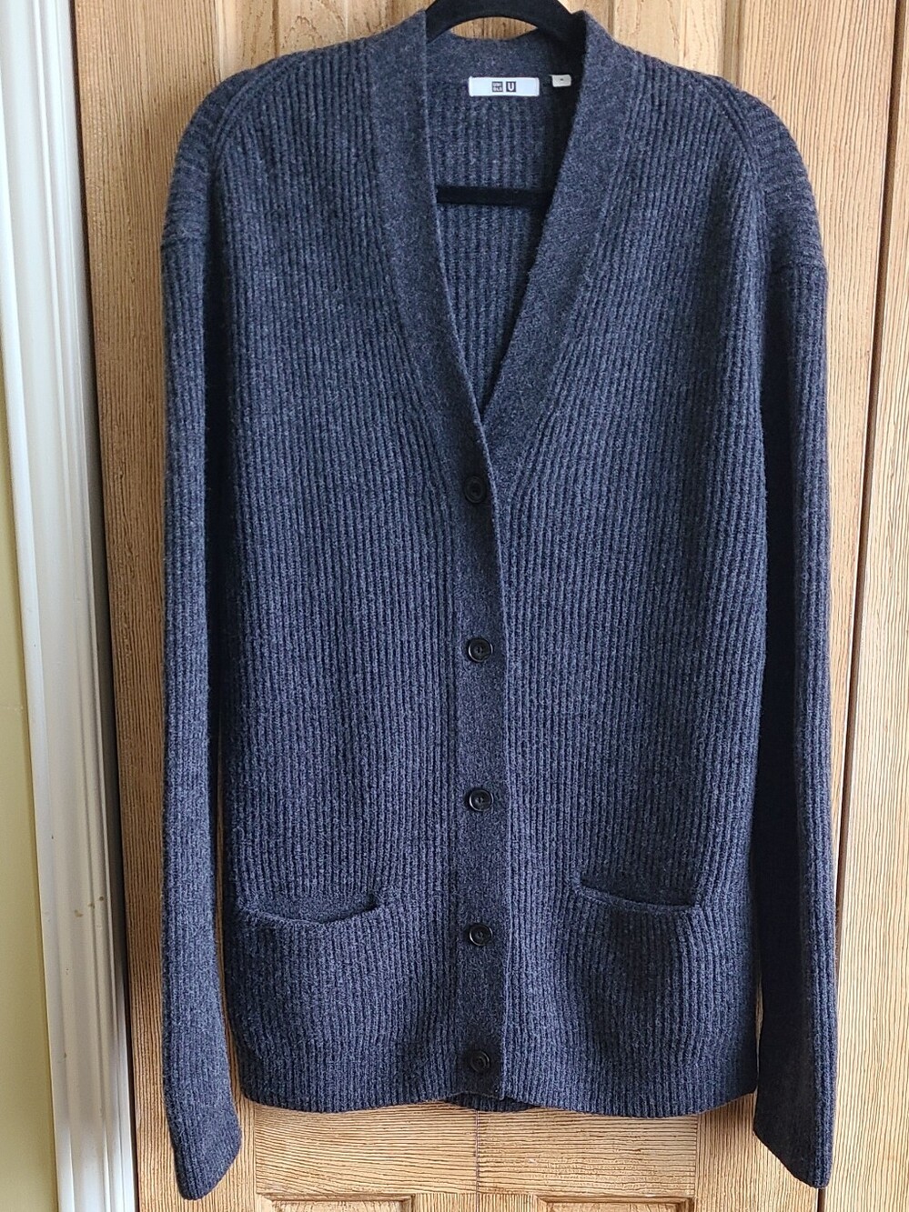 Uniqlo Men's Mid Gray Ribbed Button-Up Cardigan